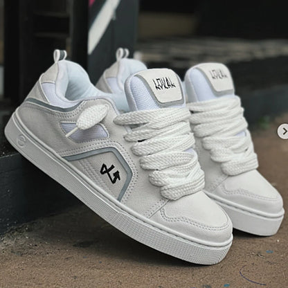 LOKAL SKATE DAMA Y CABALLERO