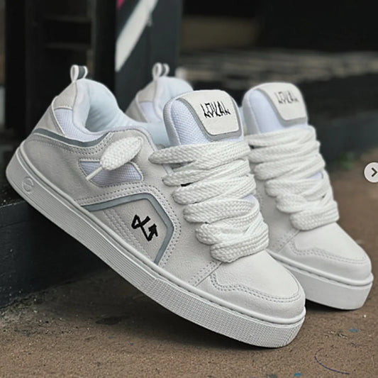 LOKAL SKATE DAMA Y CABALLERO